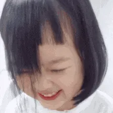 可爱的女孩纸00033-开心笑-亲亲