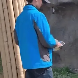 沙雕情侣头像00017-喂熊猫的管理员