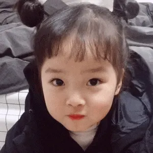 可爱的女孩纸00059-战术摇头