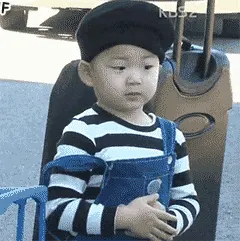 可爱男孩纸00009-鞠躬